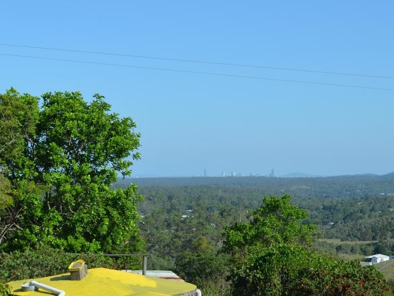 561 Clear Mountain Road, Clear Mountain QLD 4500