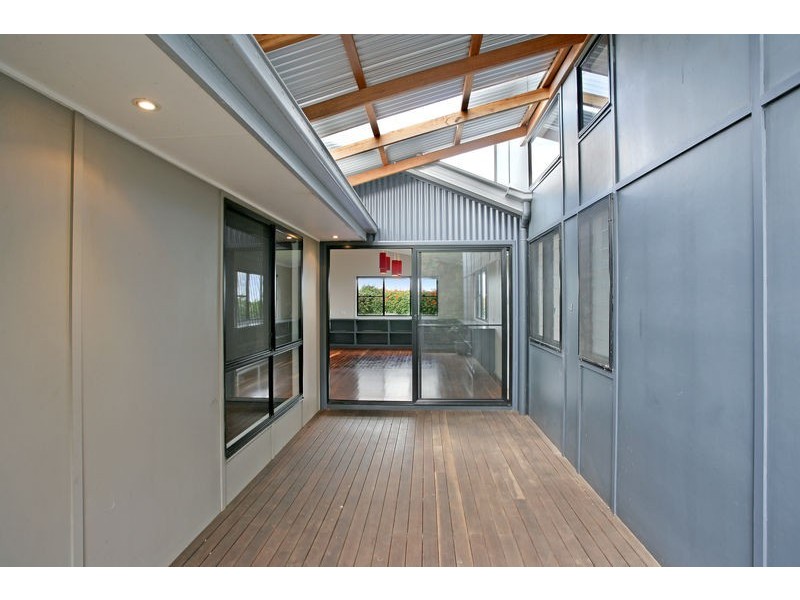 14 Tamarind Street, Maleny QLD 4552