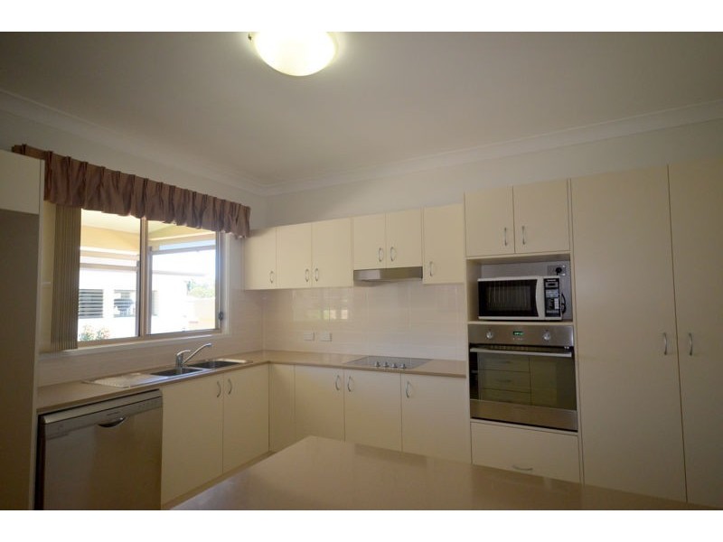 Villa 91 23 Macadamia Drive, Maleny QLD 4552