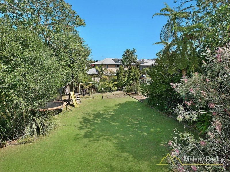 13 Macadamia Drive, Maleny QLD 4552