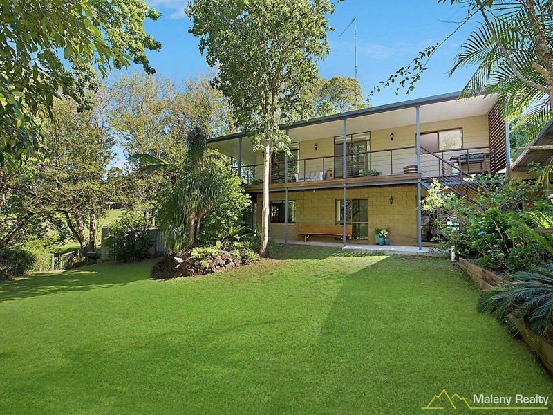 20 Palm Street, Maleny QLD 4552