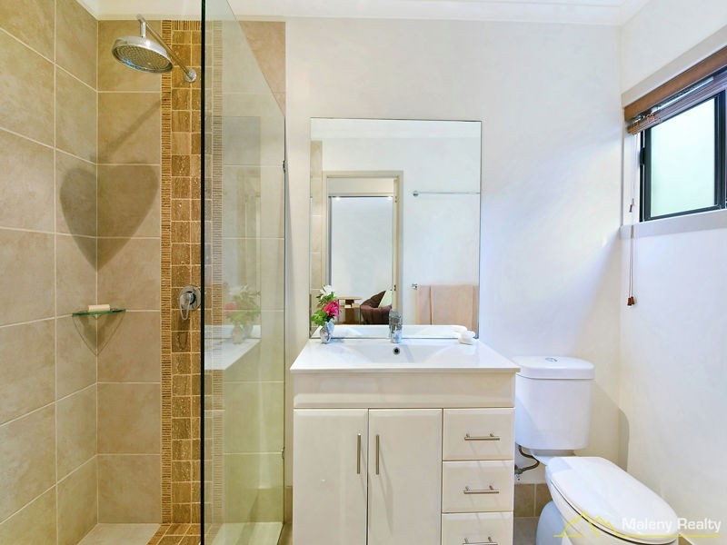 20 Palm Street, Maleny QLD 4552