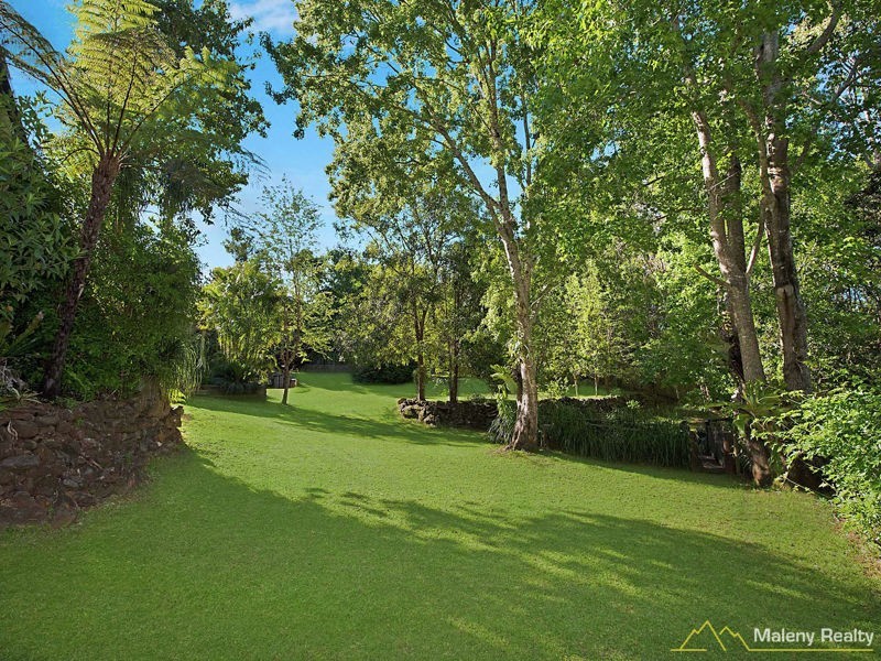 20 Palm Street, Maleny QLD 4552