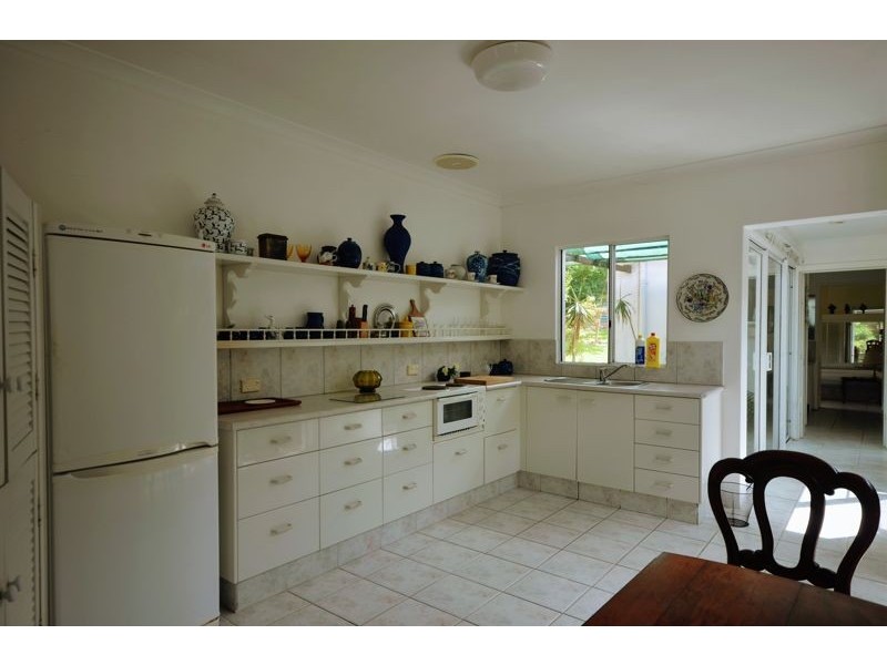 18 Mountain View Road, Maleny QLD 4552