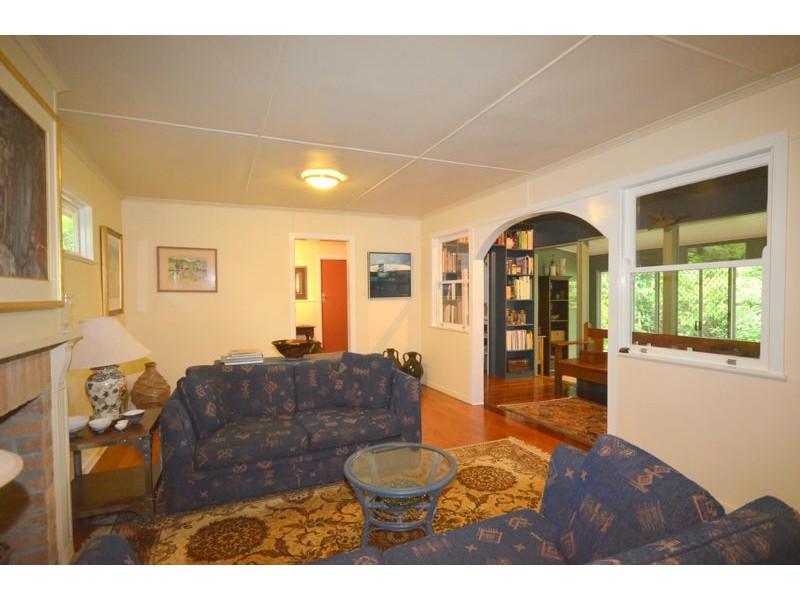 12 Miva Street, Maleny QLD 4552