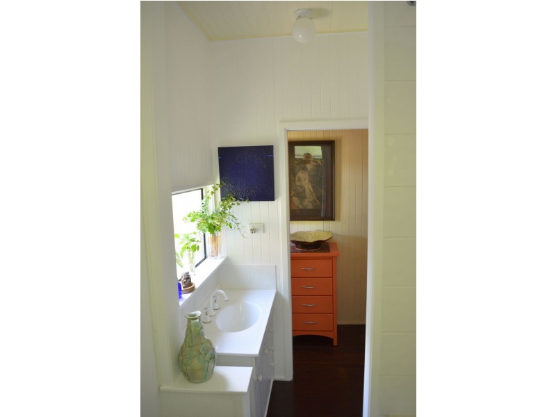 12 Miva Street, Maleny QLD 4552