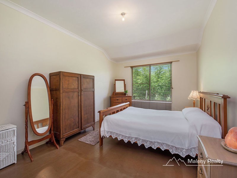 190 Ensbey Road, Bald Knob QLD 4552