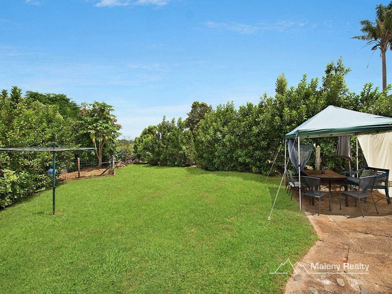 26 Tamarind Street, Maleny QLD 4552