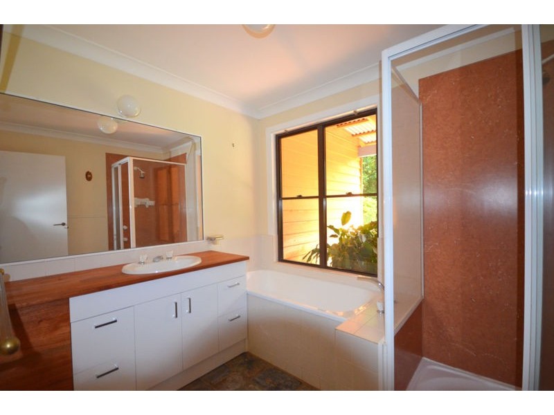 Balmoral Ridge QLD 4552