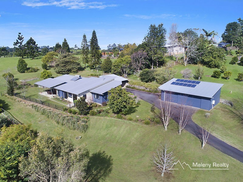 33 Avocado Lane, Maleny QLD 4552