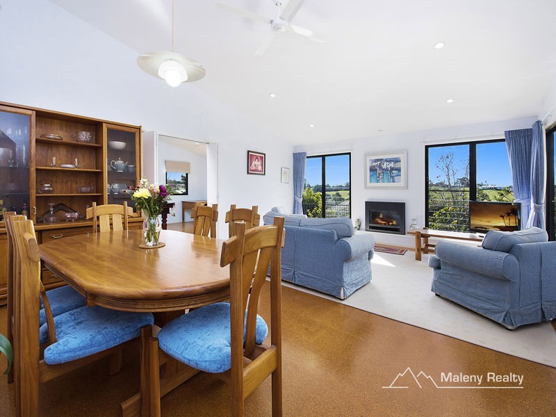 33 Avocado Lane, Maleny QLD 4552