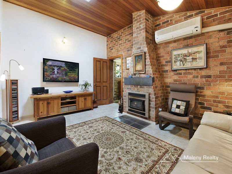 26 Centenary Drive, Maleny QLD 4552