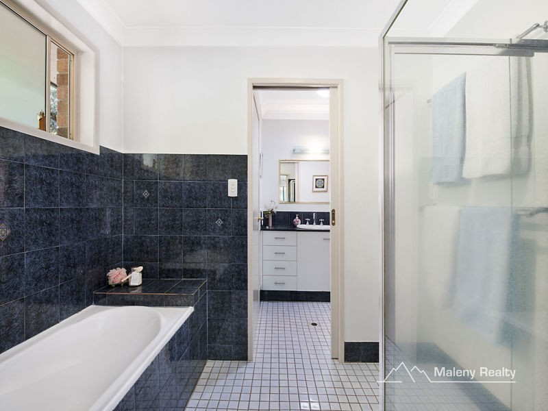 26 Centenary Drive, Maleny QLD 4552