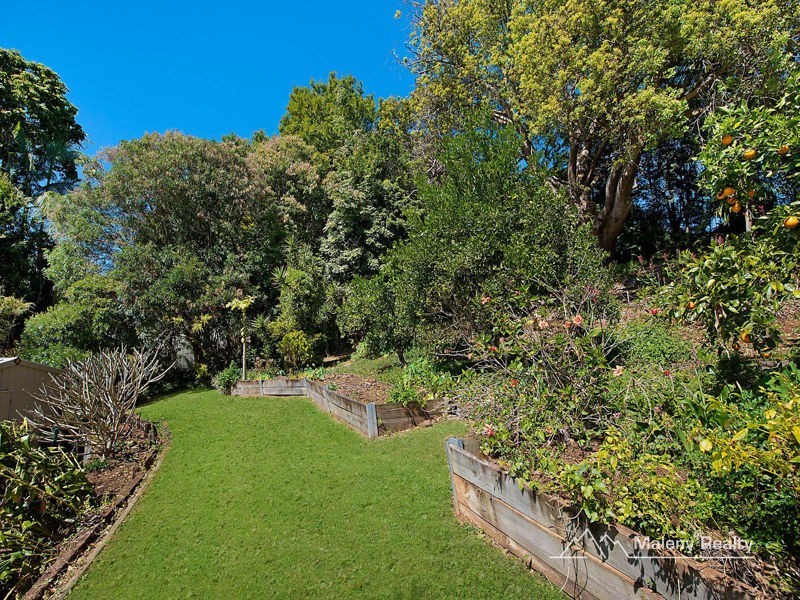 26 Centenary Drive, Maleny QLD 4552