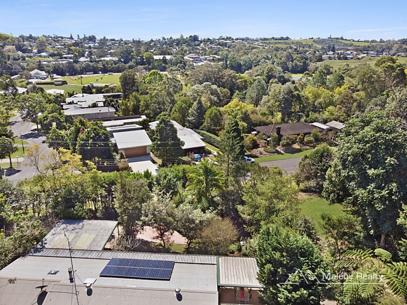 26 Centenary Drive, Maleny QLD 4552