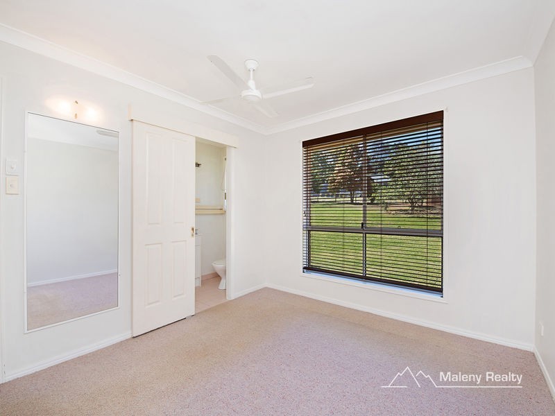 29 Burgess Avenue, Maleny QLD 4552