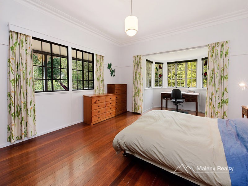 2 Treehaven Way, Maleny QLD 4552