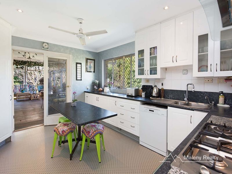 16 Miva Street, Maleny QLD 4552