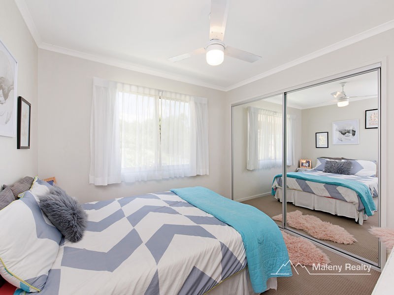 13 Ribbonwood Avenue, Maleny QLD 4552