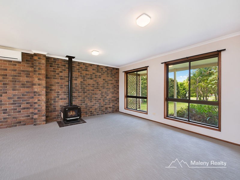 10 Nadi Lane, North Maleny QLD 4552