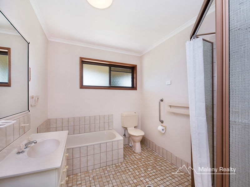 10 Nadi Lane, North Maleny QLD 4552