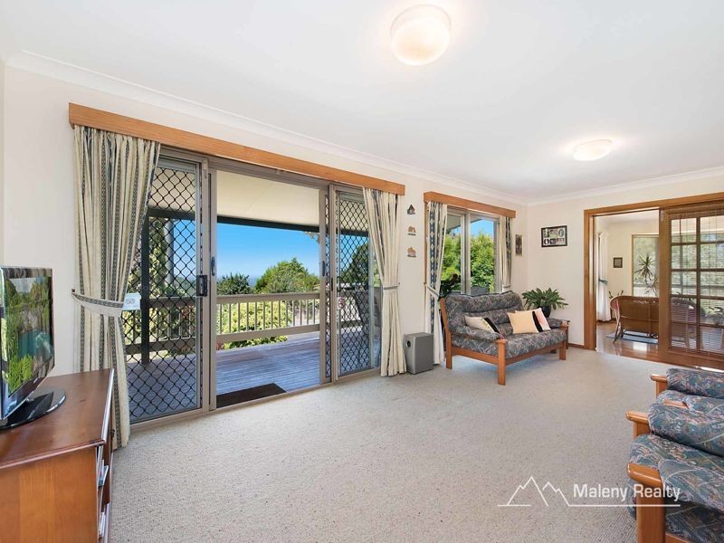 3 Benecke Road, Balmoral Ridge QLD 4552