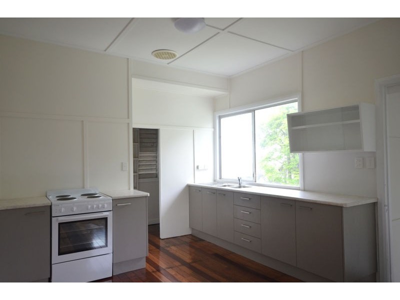 22 Macadamia Drive, Maleny QLD 4552