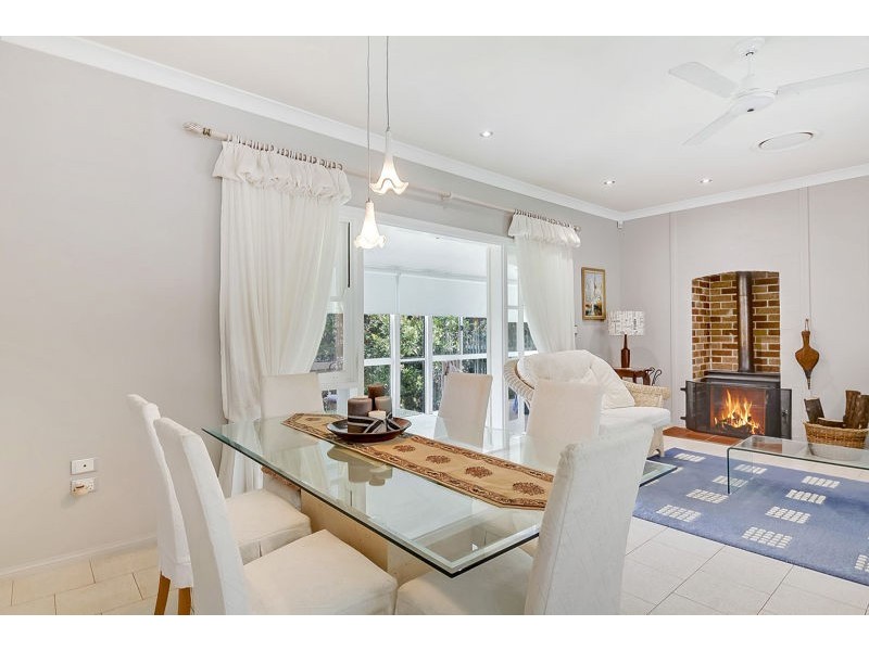 15 Beechwood Road, Balmoral Ridge QLD 4552