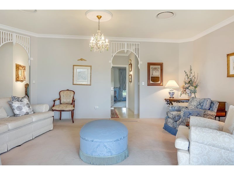 15 Beechwood Road, Balmoral Ridge QLD 4552