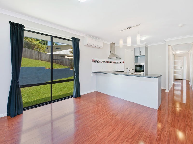 50 Hakea Avenue, Maleny QLD 4552