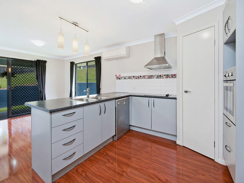 50 Hakea Avenue, Maleny QLD 4552