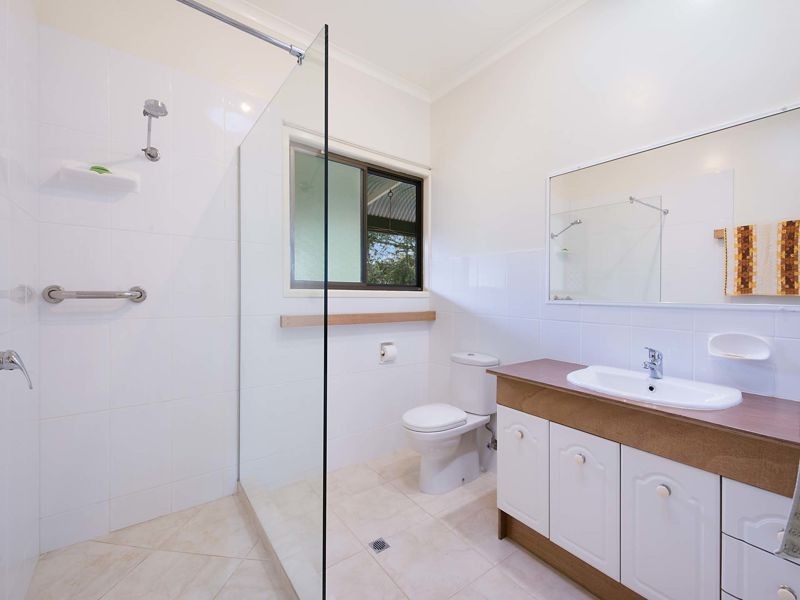 35 Mary Cairncross Avenue, Maleny QLD 4552