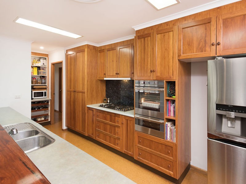 54 Avocado Lane, Maleny QLD 4552