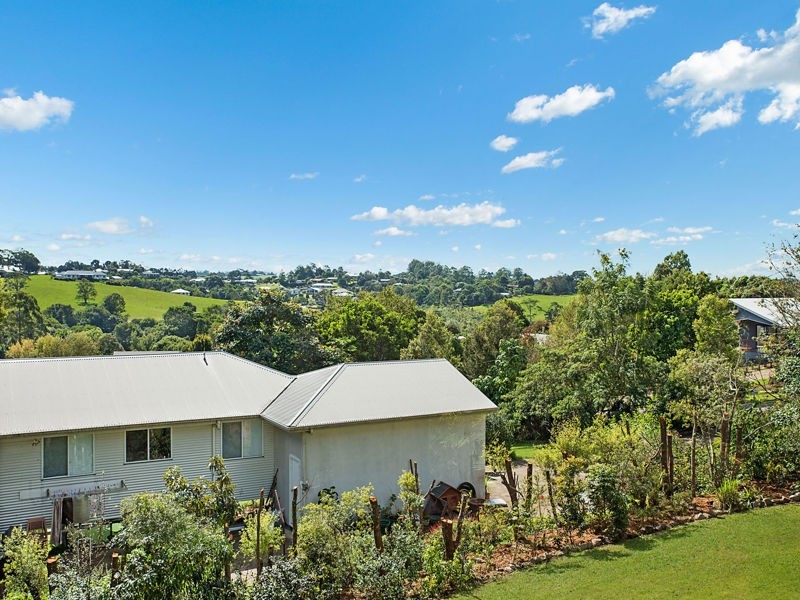 54 Avocado Lane, Maleny QLD 4552