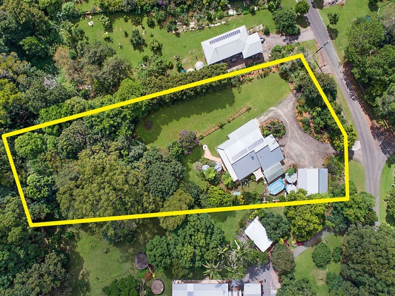 54 Avocado Lane, Maleny QLD 4552