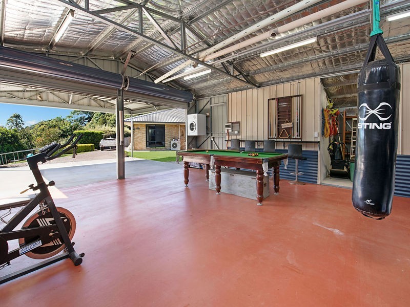 2 Oak Court, Maleny QLD 4552