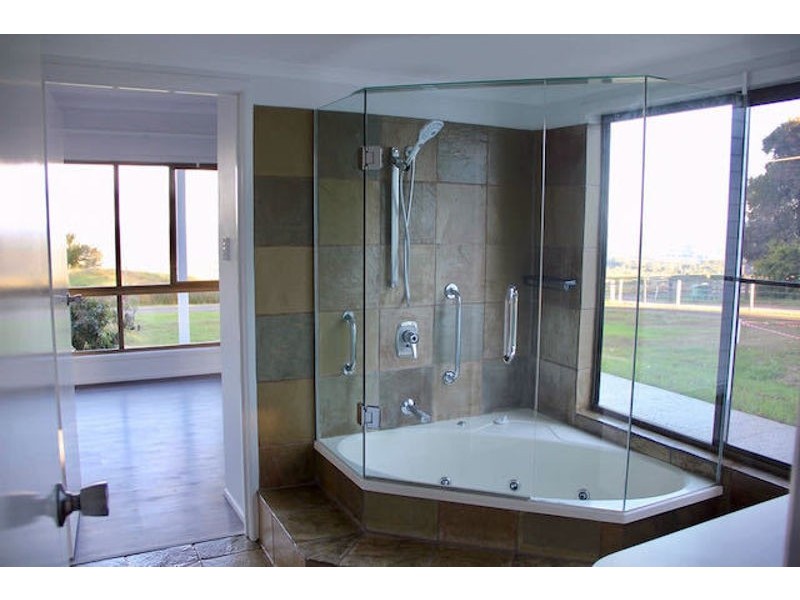 58 McCarthy Shute Road, Maleny QLD 4552