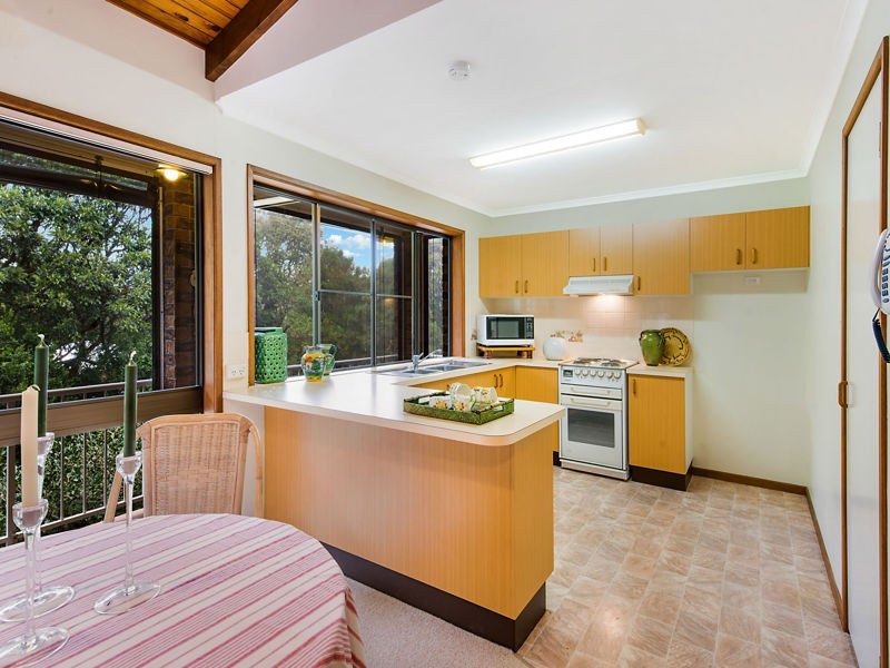 3 Glasshouse Parade, Maleny QLD 4552