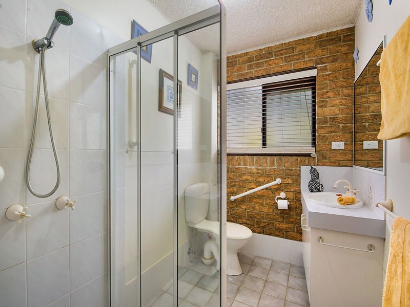 3 Glasshouse Parade, Maleny QLD 4552