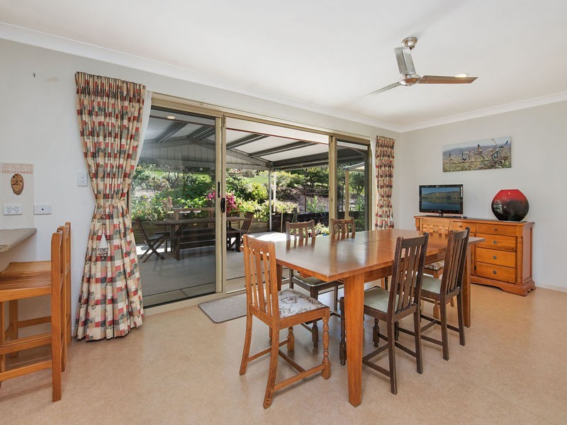 1 Gibson Avenue, Maleny QLD 4552