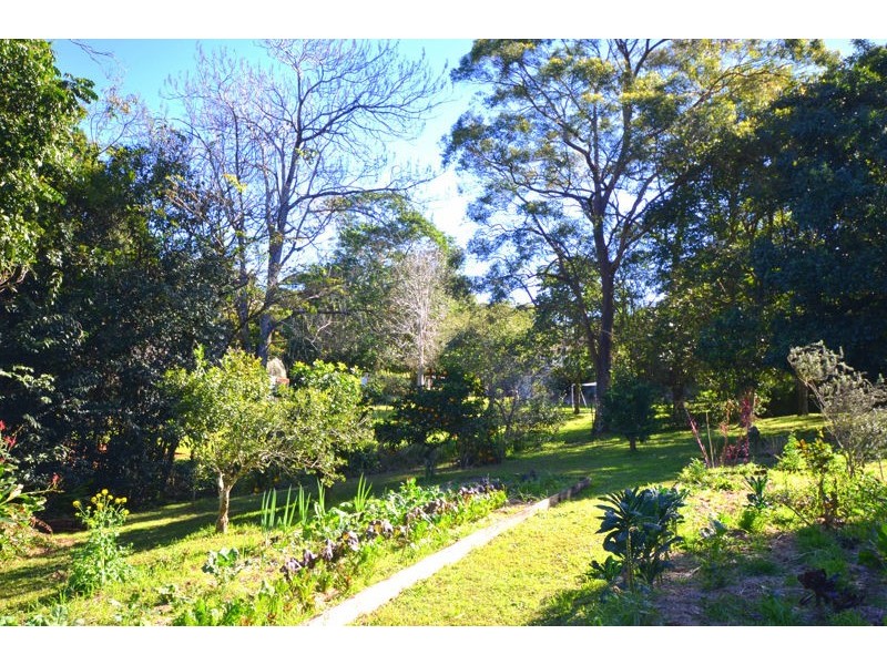 13 Treehaven Way, Maleny QLD 4552