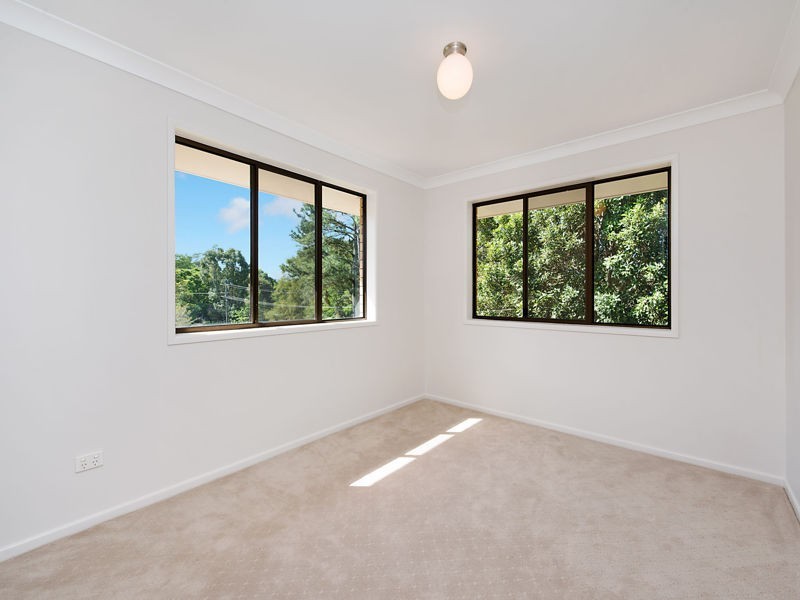 8B Centenary Drive, Maleny QLD 4552