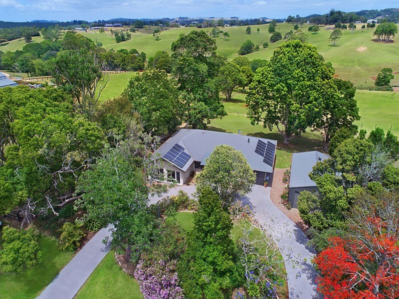 46 Dixon Avenue, Maleny QLD 4552