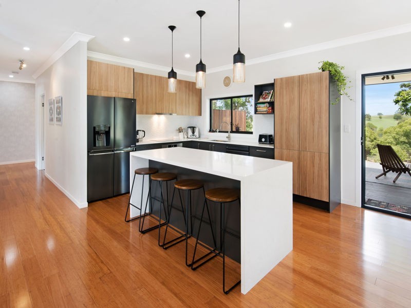 46 Dixon Avenue, Maleny QLD 4552