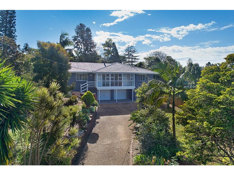 16 Miva Street, Maleny QLD 4552