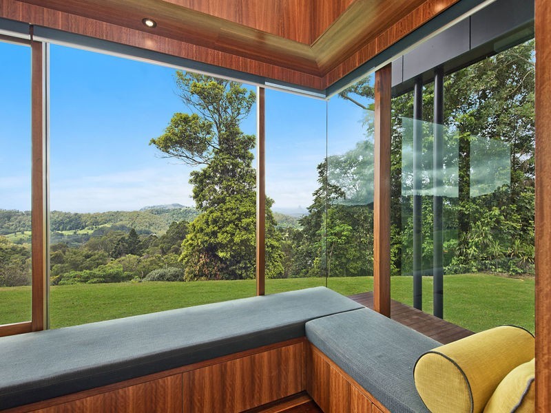 39 Mountain View Road, Bald Knob QLD 4552