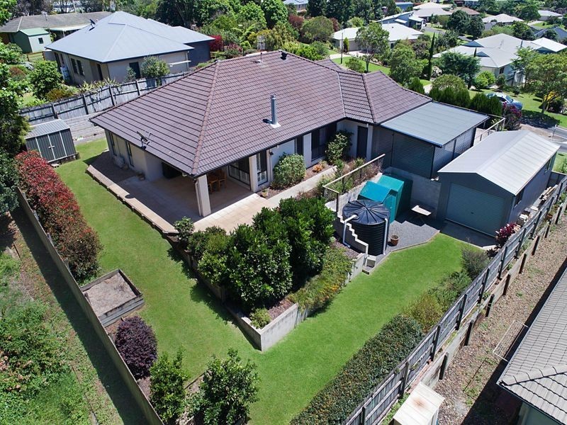 61 Water Gum Crescent, Maleny QLD 4552