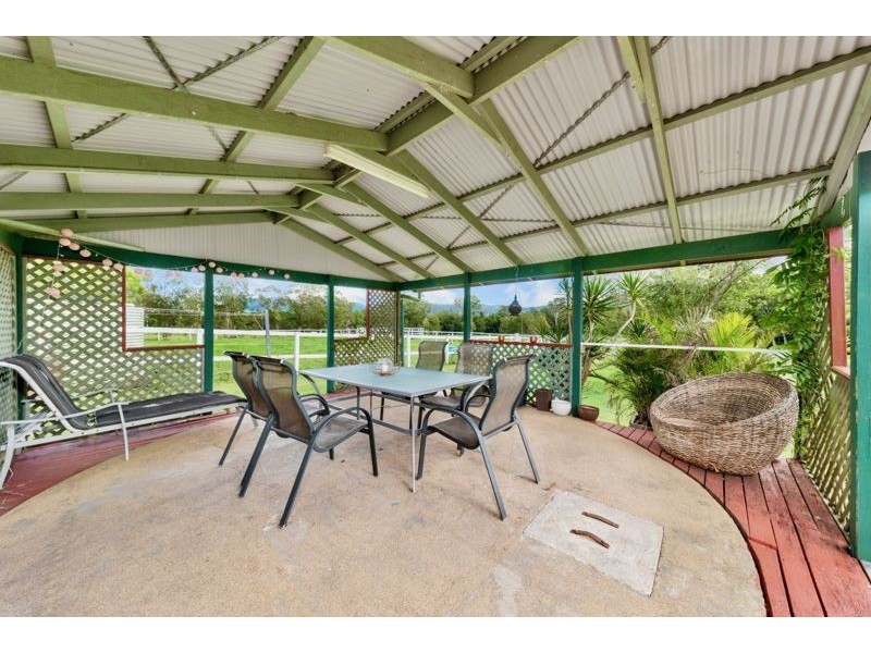 863 Kilcoy-Beerwah Road, Cedarton QLD 4514