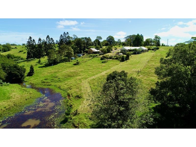 105 Macadamia Drive, Maleny QLD 4552