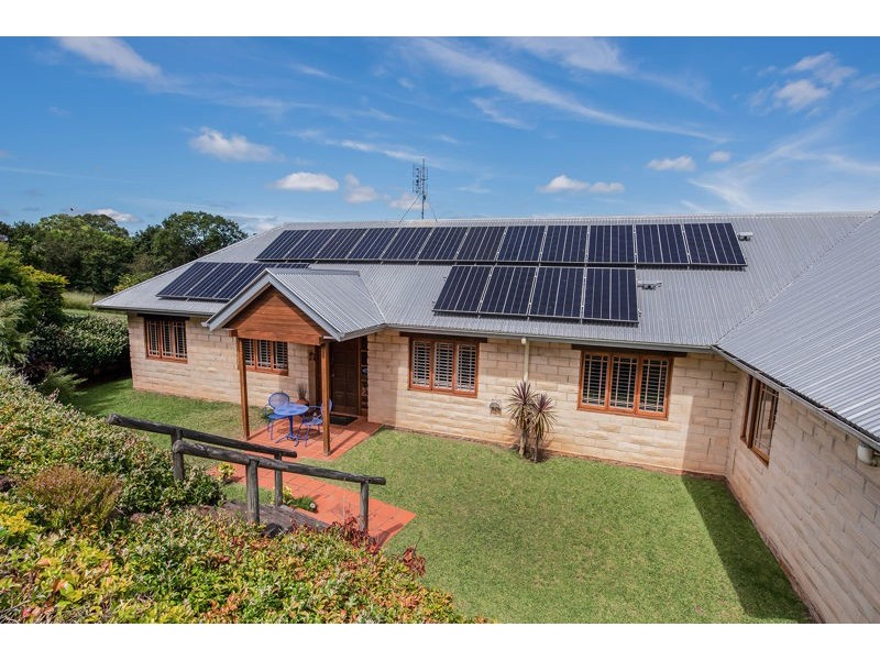 105 Macadamia Drive, Maleny QLD 4552